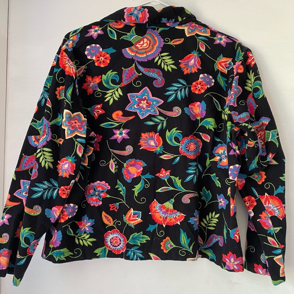 Choices Petite Black Western Floral Style Long Sleeve Blouse
